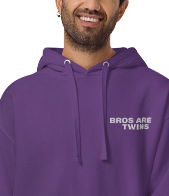 Bros are Twins
